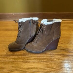 NWT Jessica Simpson Kaelo Ankle Fluffy Bootie Canela Brown Suede Zip Up Size 8.5